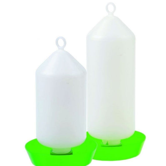 Geflügeltränke mit Drehverschluss weiß-grün 1,5l (C02) für Brieftauben und Rassetauben