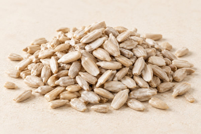 Eurital Hulled Sunflower Seeds for Birds and Pets – feed illustration